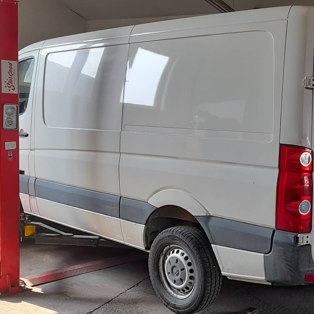 VW Crafter na zdviháku